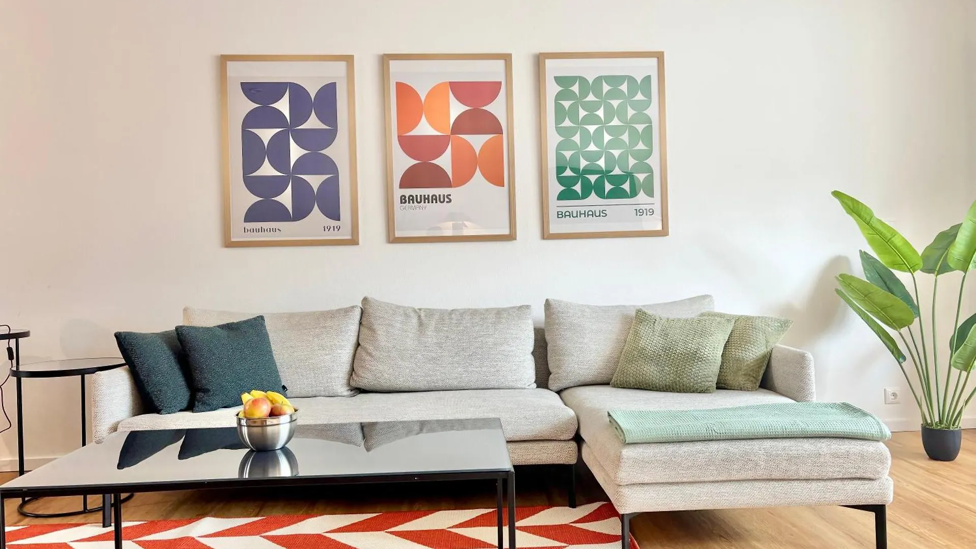 Snug Stays 6 - Ruhige Toplage Seeblick Maisonette Design-Wohnung I 3-Zimmer I Zentral Starnberg