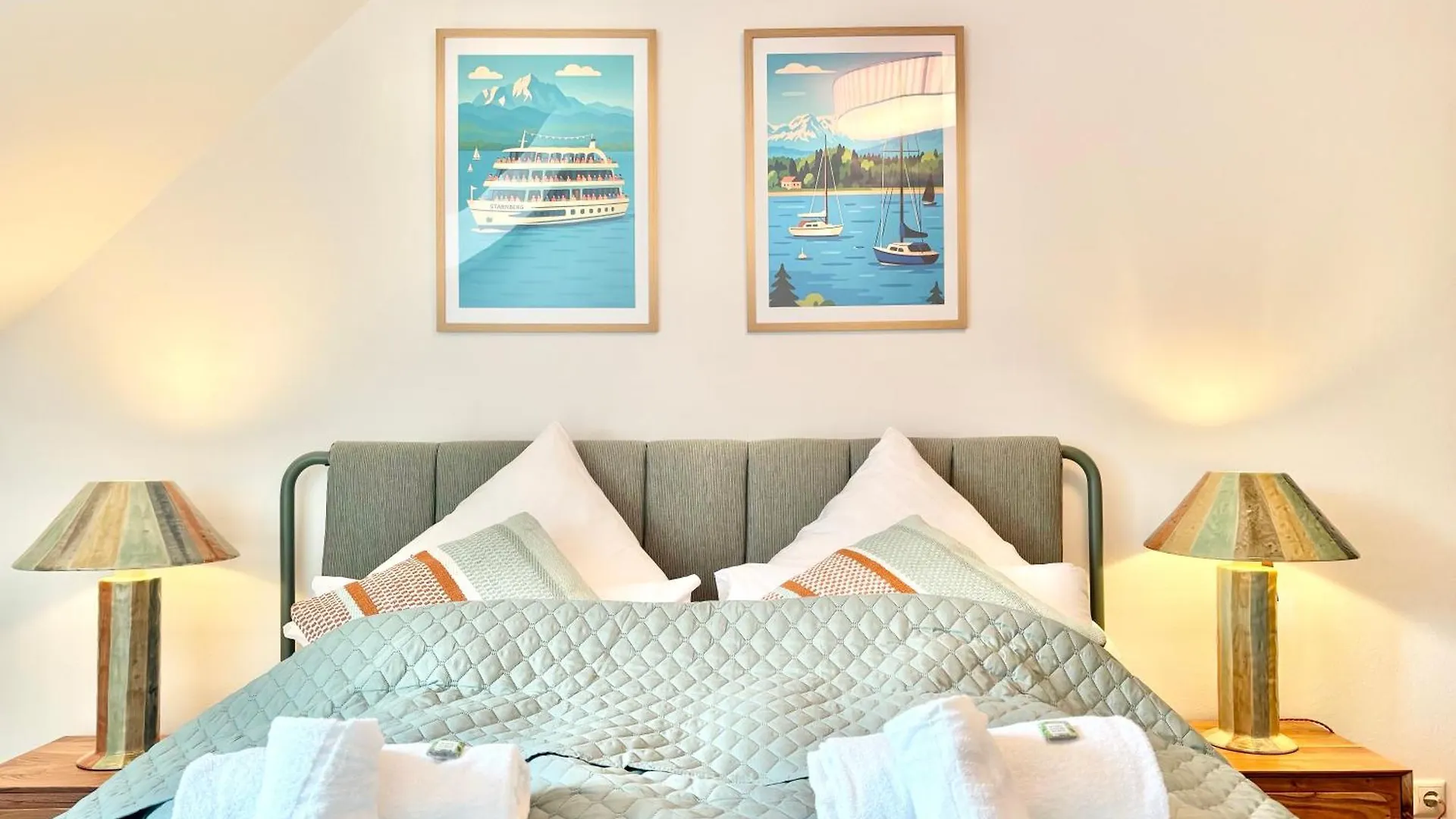 Snug Stays 6 - Ruhige Toplage Seeblick Maisonette Design-Wohnung I 3-Zimmer I Zentral Starnberg 0*,